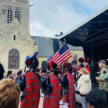 Maison A Deux Pas Du Bourg Dom wakacyjny Sainte-Mère-Église